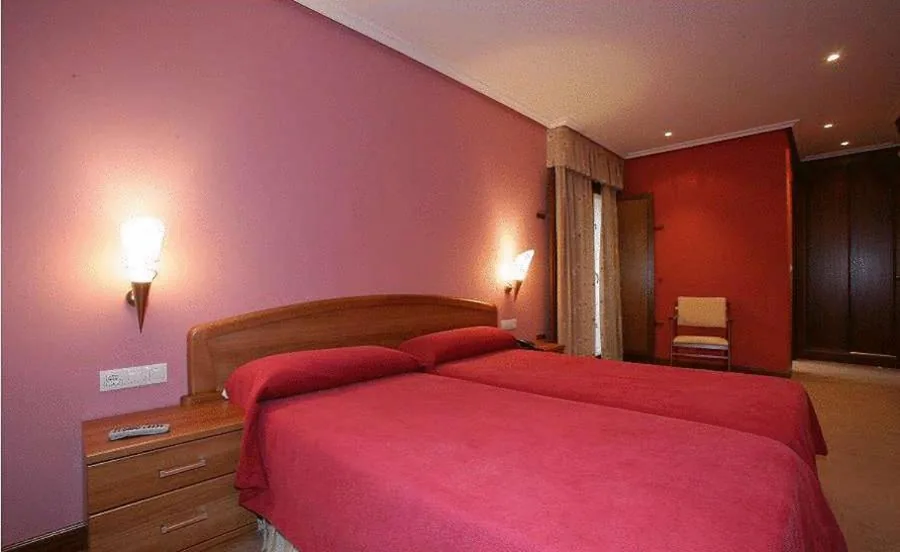 Doppelzimmer — Gran Hotel Rural Cela