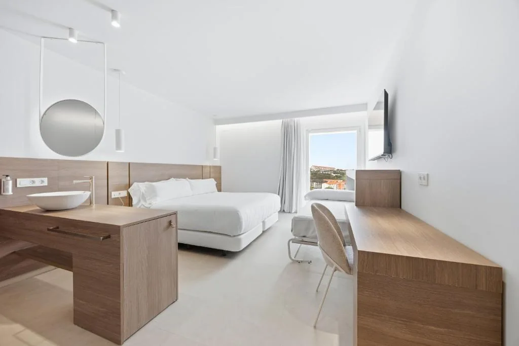 Camera Tripla — Gran Hotel Suances Suites