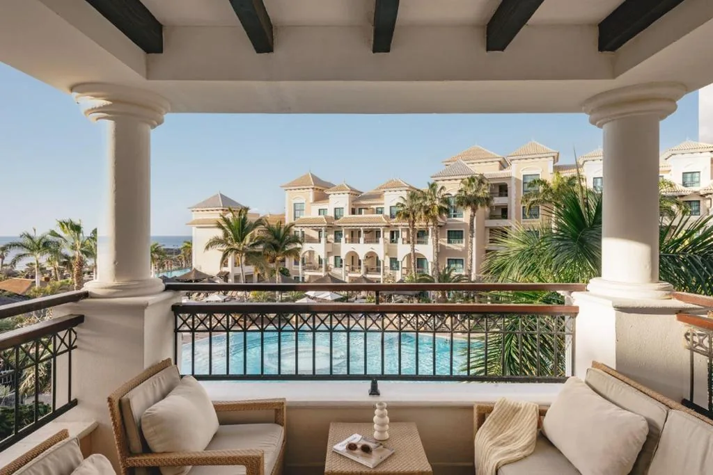 Suite principale Red Level de 2 chambres avec vue sur l’océan — Gran Meliá Palacio de Isora Resort & Spa