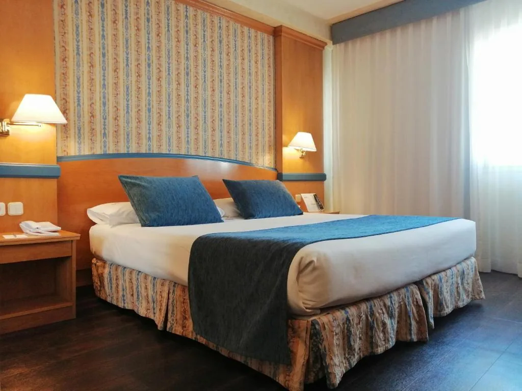 Doppelzimmer – 1 oder 2 Betten — Gran Versalles