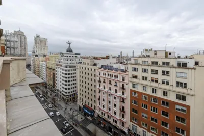 GRAN VIA capitals, by MONARO — foto 11