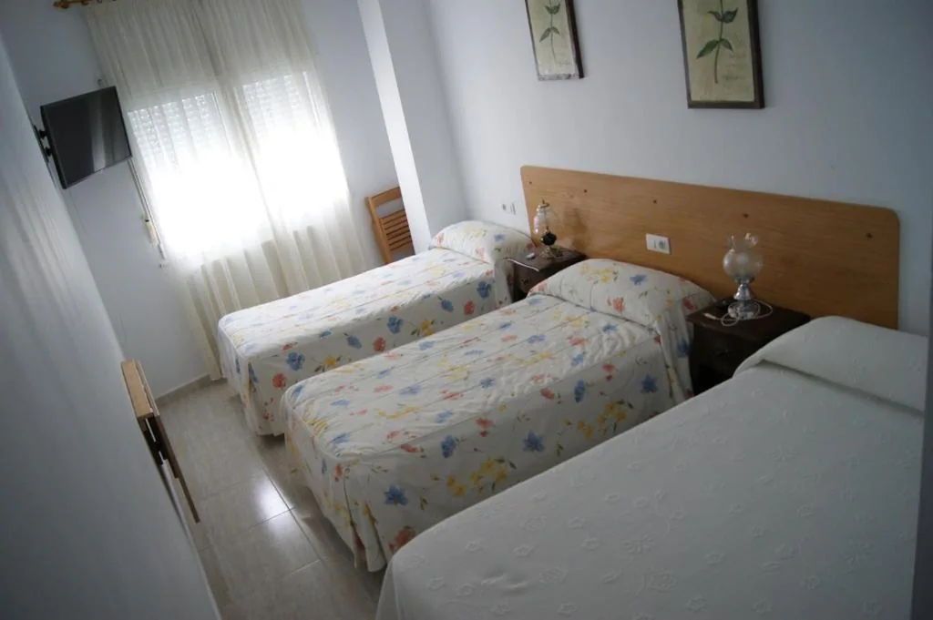 Dreibettzimmer — Gran Vía