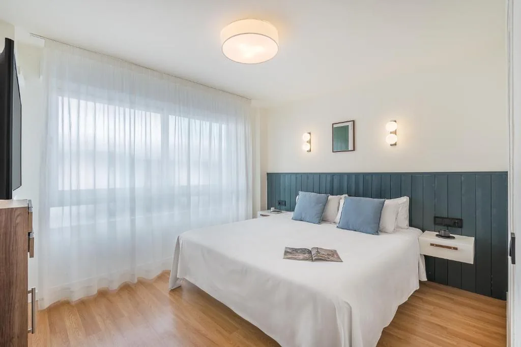 Granada Suites by Olala Homes