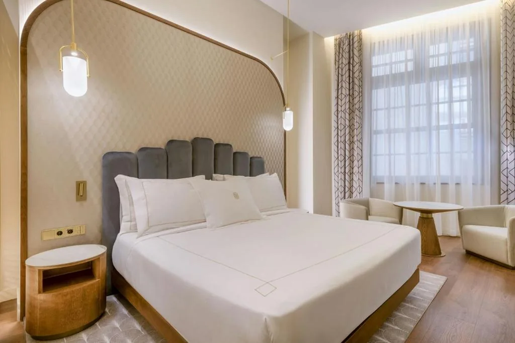 Centenari Deluxe King Room — Grand Hotel Centenari, Valencia, Autograph Collection