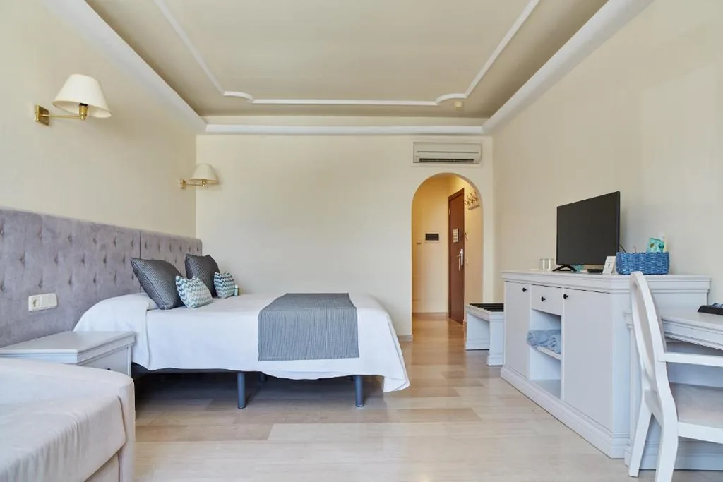 Chambre double standard — Grand Hotel Palladium Santa Eulalia del Rio