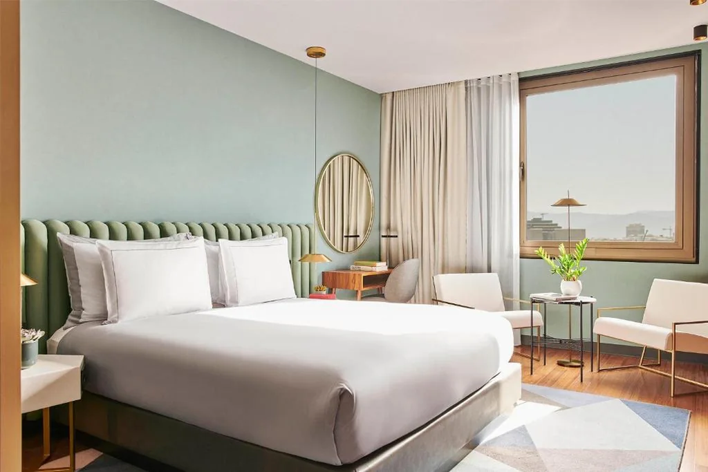 Habitación Premium con cama extragrande — Grand Hyatt Barcelona