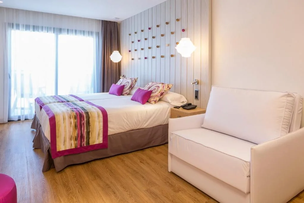 Chambre Deluxe communicante — Grand Palladium White Island Resort & Spa - All Inclusive