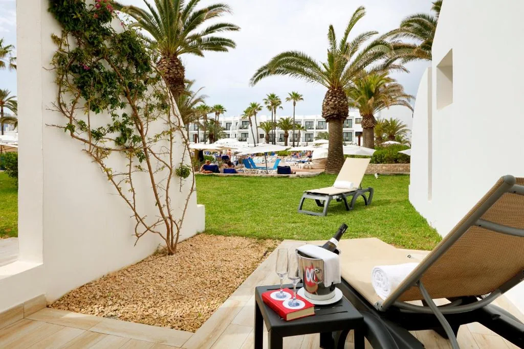 Chambre Supérieure double au bord de la piscine — Grand Palladium White Island Resort & Spa - All Inclusive