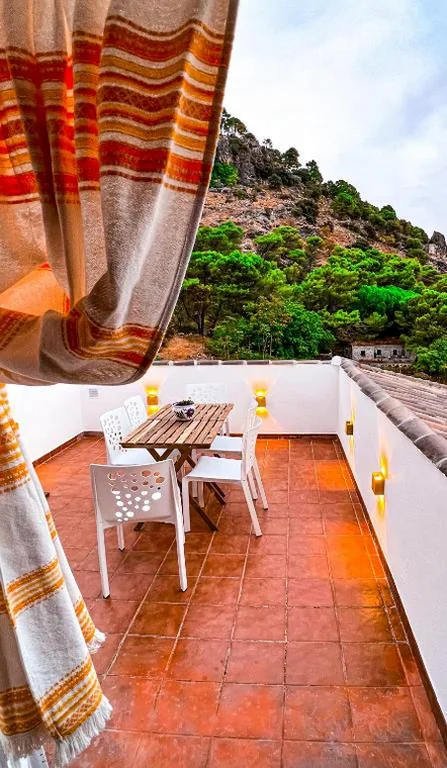 3ベッドルームハウス — Grazalema- Casita Panorama - Fantastic views- Clima, Wi-Fi and Private Parking optional