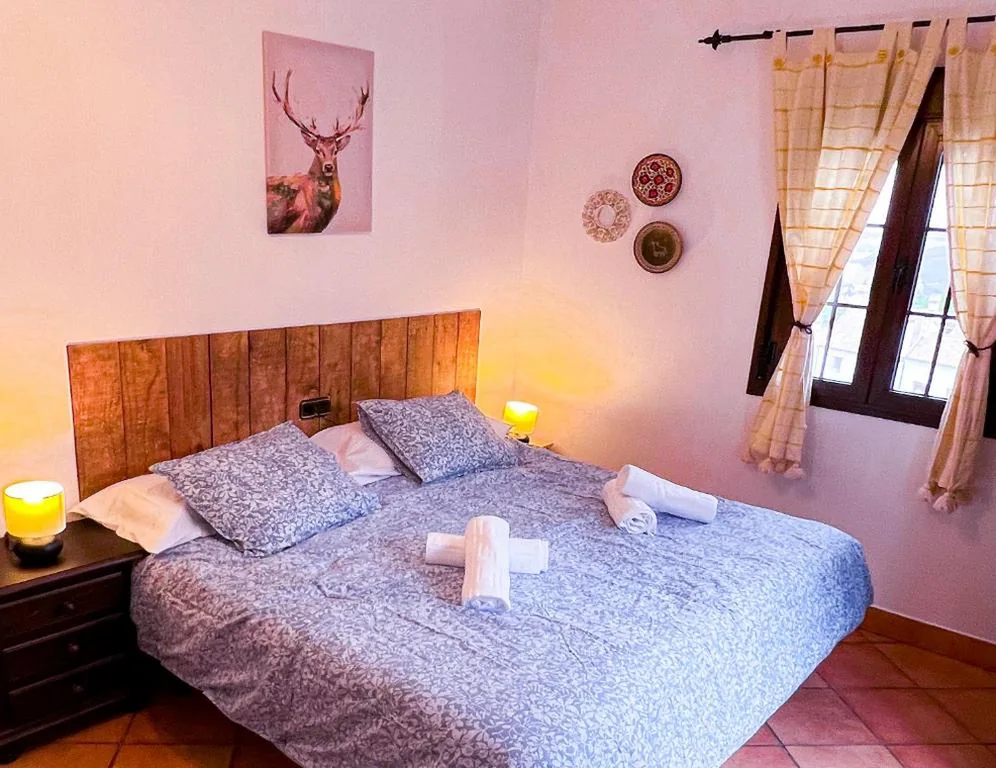 Grazalema- Casita Panorama - Fantastic views- Clima, Wi-Fi and Private Parking optional
