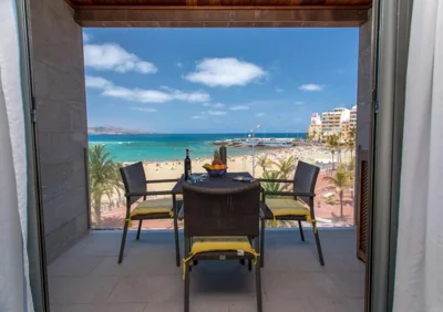 Great balcony over blue sea By CanariasGetaway — Foto 11