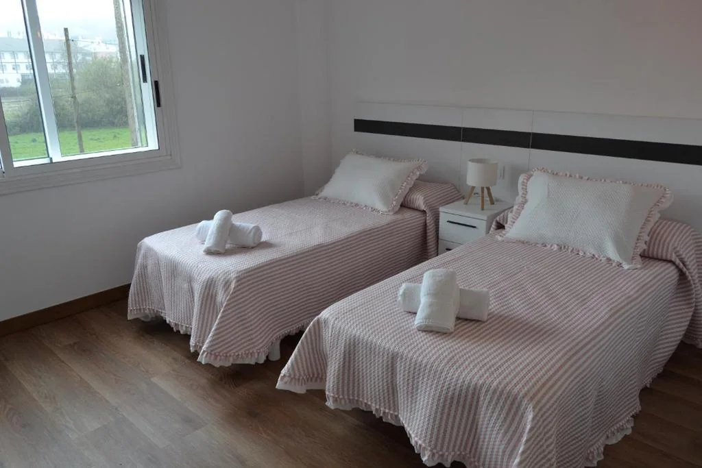 Twin Room — Greco 8