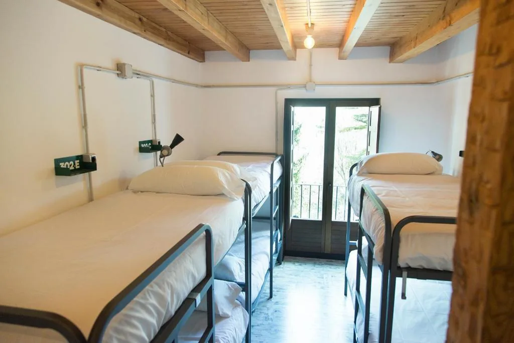 Bett im gemischten Schlafsaal mit 6 Betten — Green River Hostel
