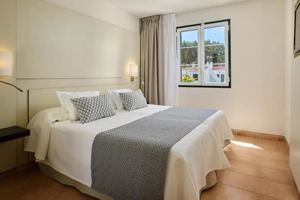 Appartamento con 2 camere da letto (2 adulti + 1 bambino) — Grupotel Club Menorca