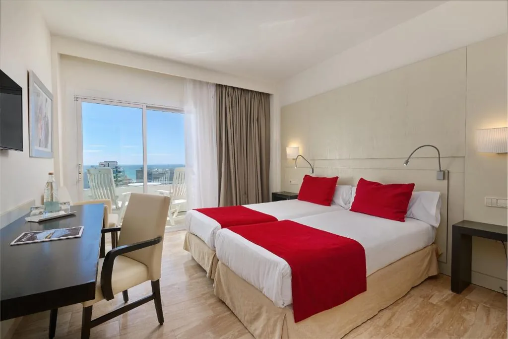 Habitación Doble con vistas al mar - 1 o 2 camas — Grupotel Taurus Park