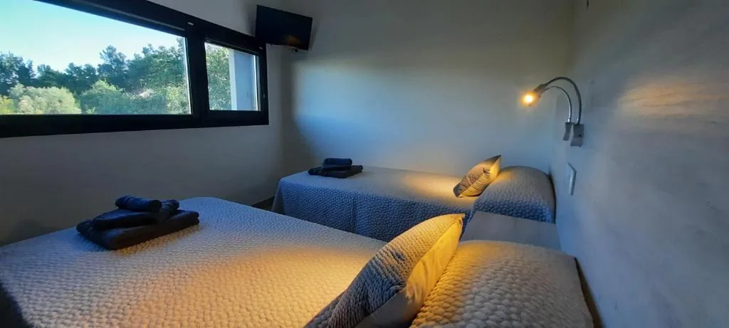 Quarto Duplo - 2 camas — Guest House Clarevar (Pensión *)