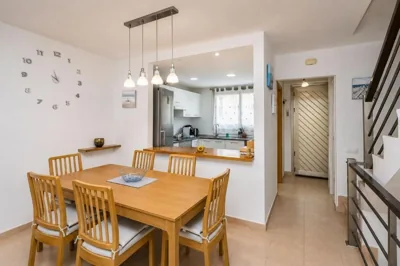 GuestReady - Villa with Pool and Terrace — foto 7