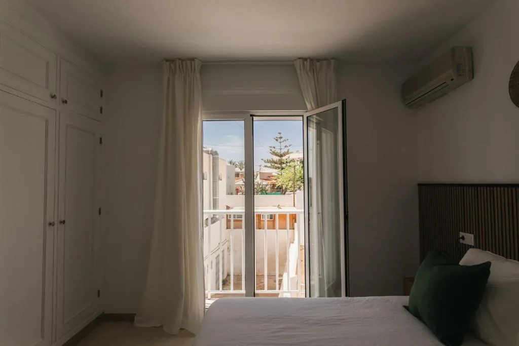Habitación Doble Deluxe con balcón — H Bellavista Mojácar