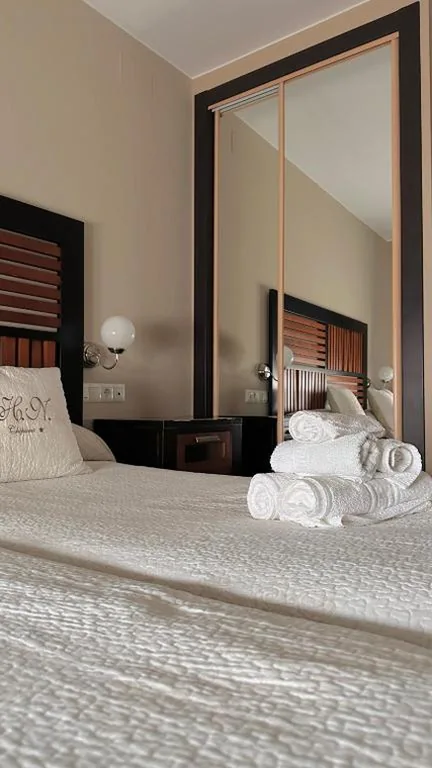 Habitación Triple con baño privado — H Nieves Playa