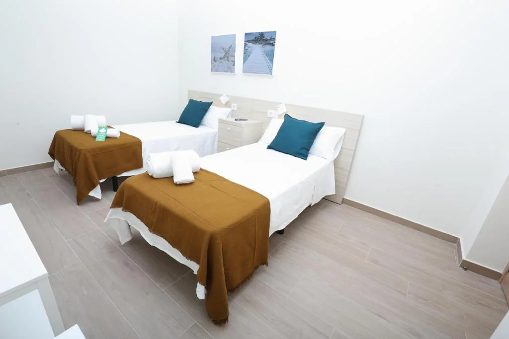 Standaard tweepersoonskamer met 2 bedden — H.PALMONES
