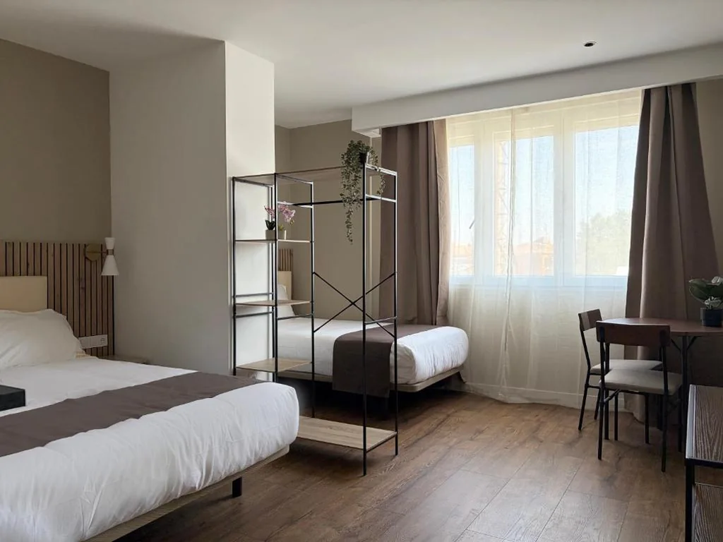 Habitación Doble Familiar — H Pozuelo Estación