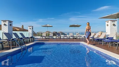 H10 Delfín - Adults Only — foto 5