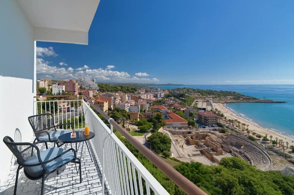Habitación Doble Deluxe Mare — H10 Imperial Tarraco 4 Sup