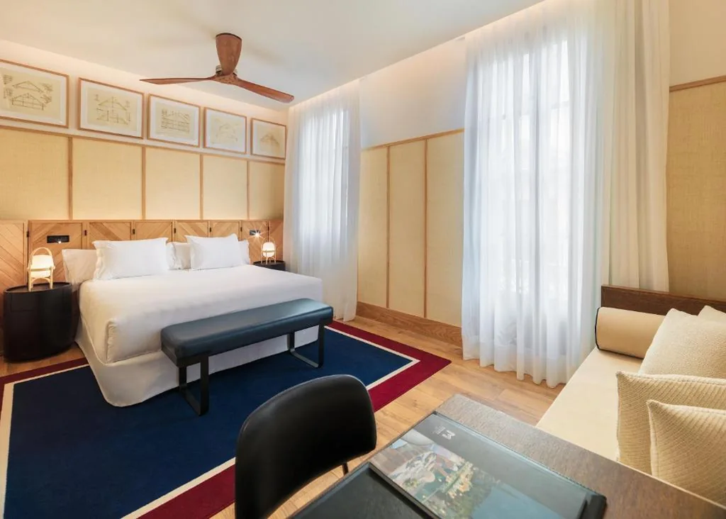 城市景观双人间（3位成人） — H10 Madison 4* Sup