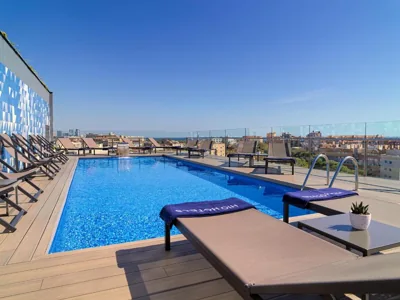 H10 Marina Barcelona — photo 2