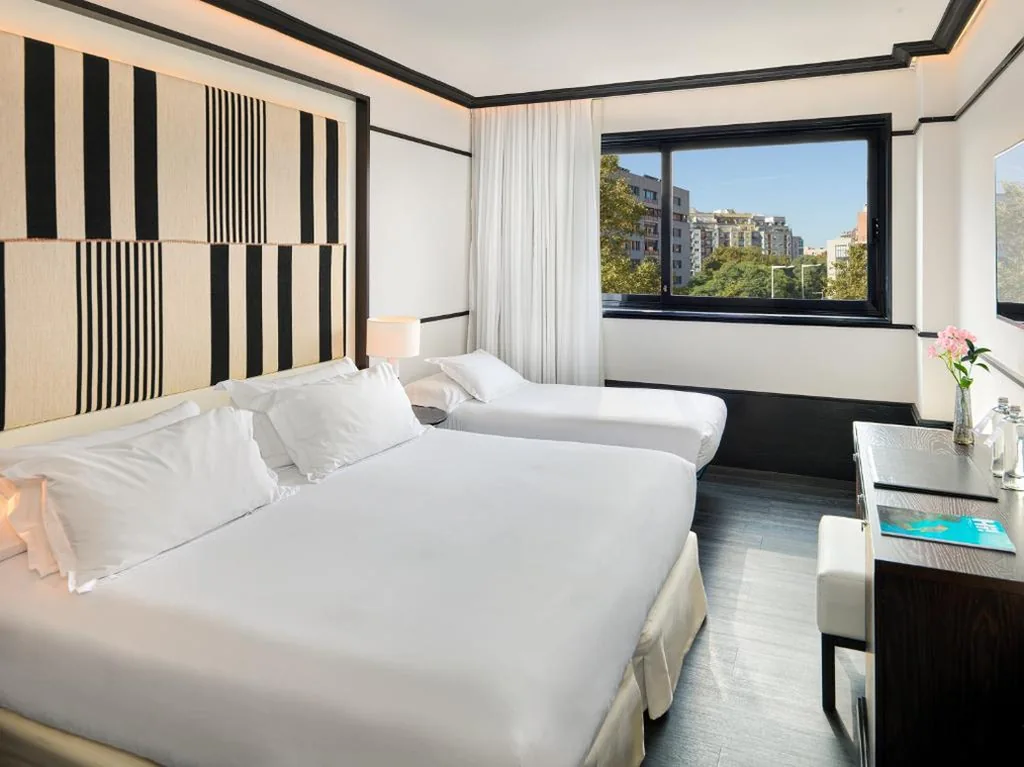 Double Room with Extra Bed — H10 Marina Barcelona
