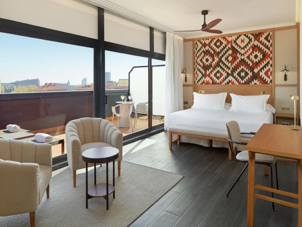 Junior Suite with Terrace and Spa Access — H10 Marina Barcelona