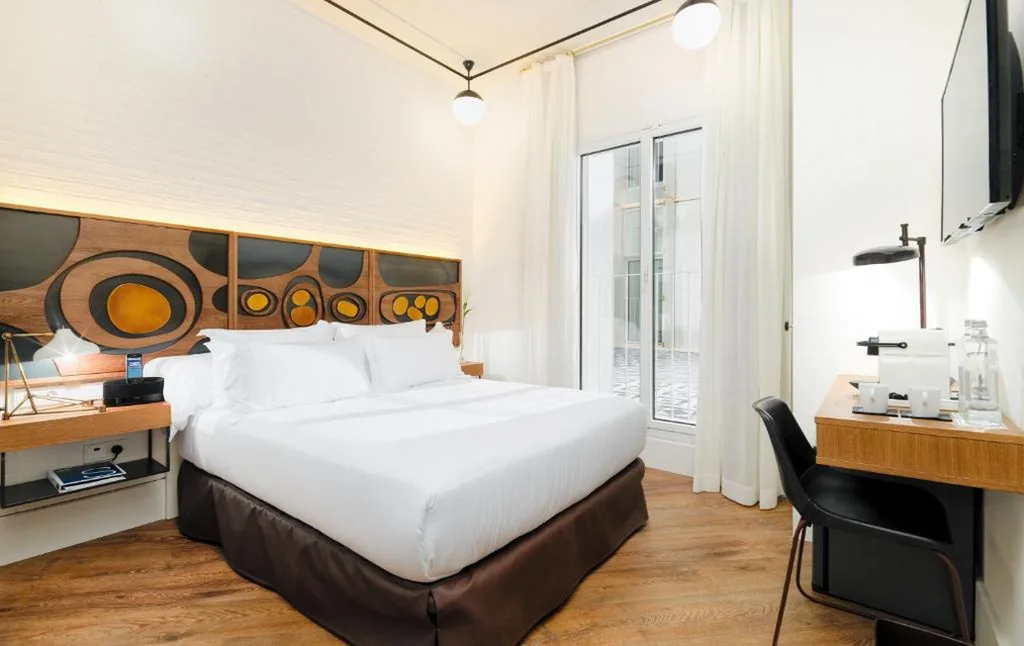 Habitación Básica Clásica — H10 Metropolitan 4* Sup