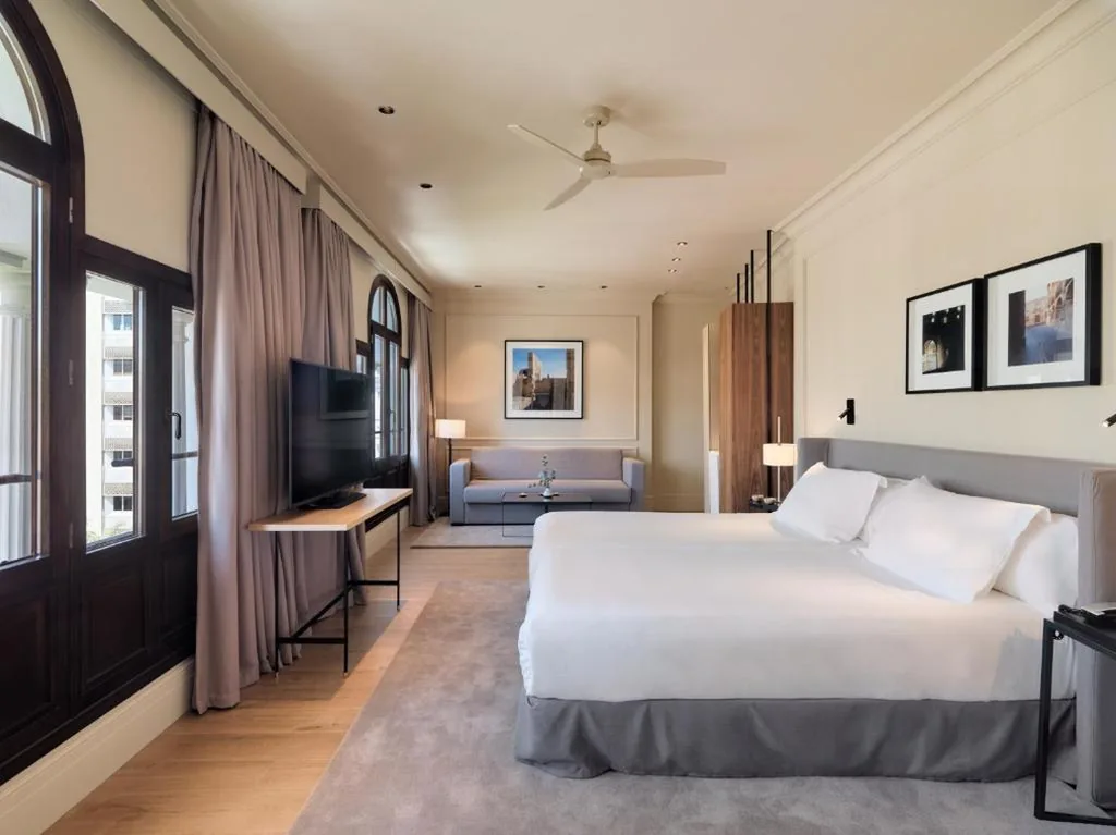 Superior-Doppelzimmer mit Stadtblick – 1 oder 2 Betten — H10 Palacio Colomera