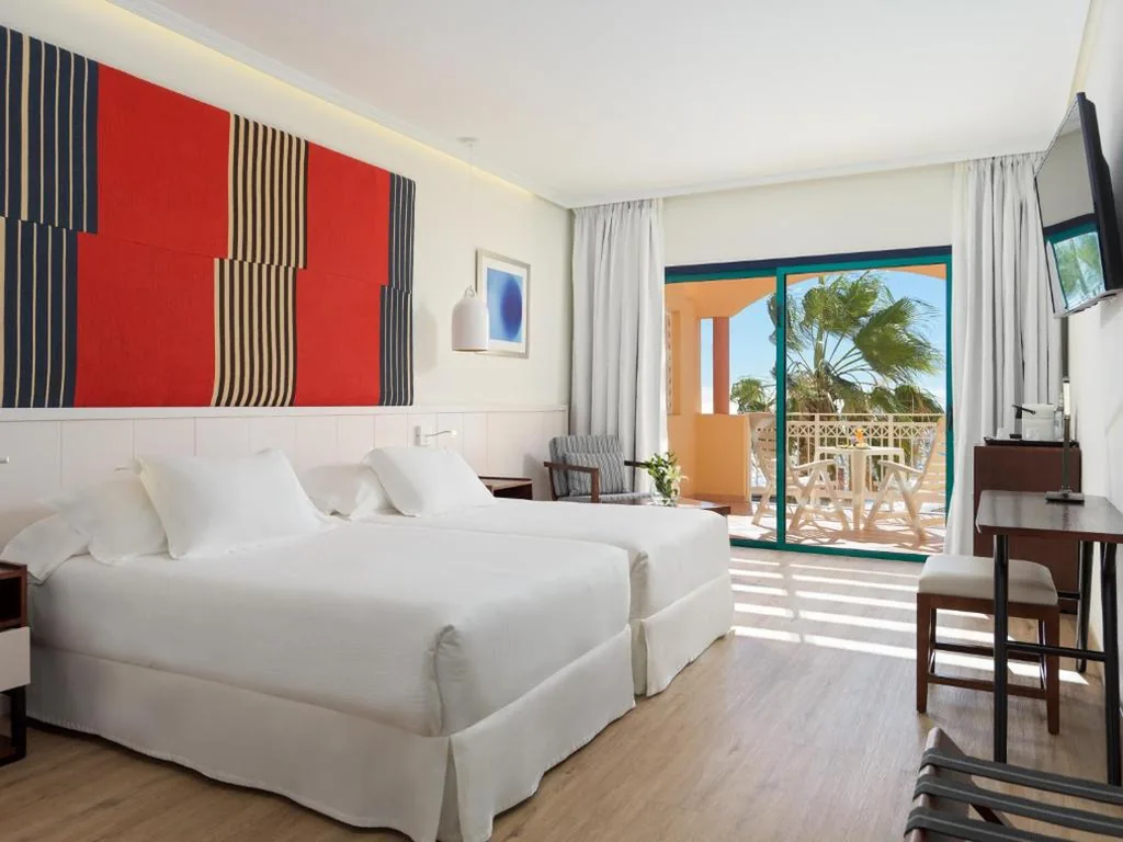 Quarto Duplo Superior — H10 Playa Esmeralda - Adults Only