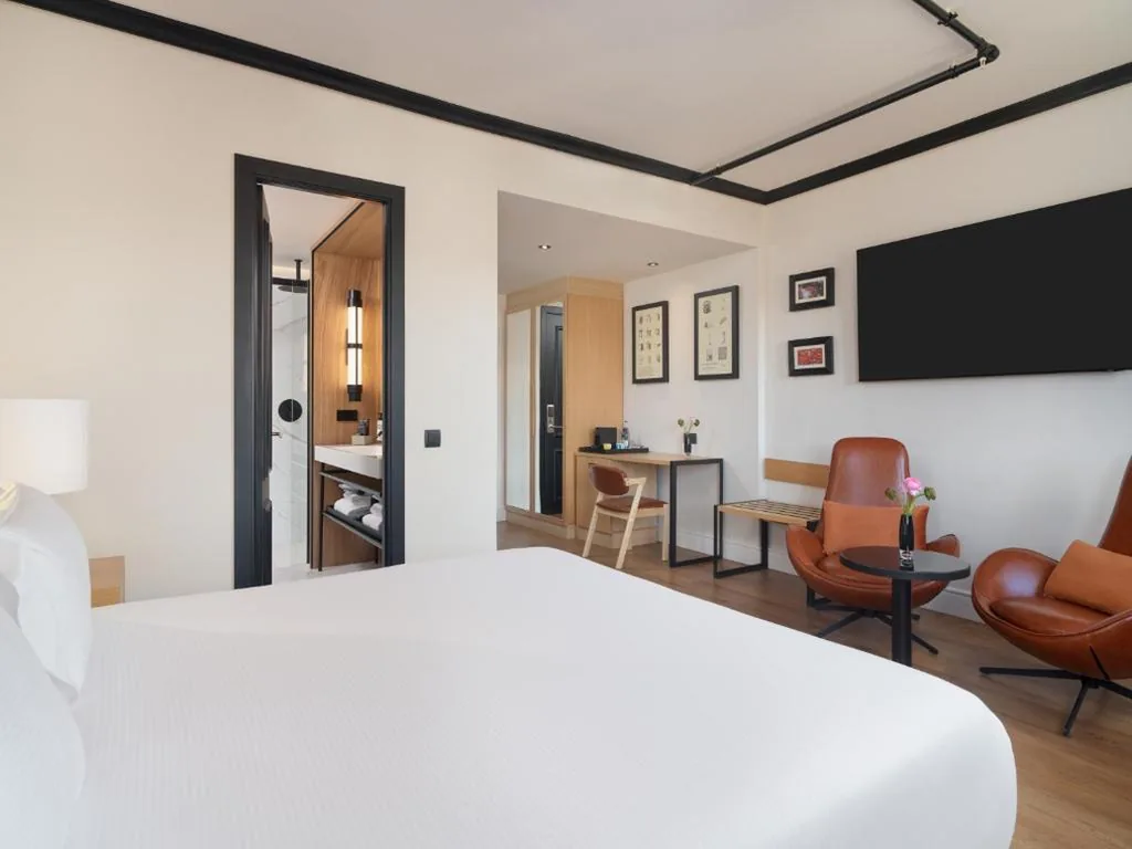 Camera Executive — H10 Tribeca