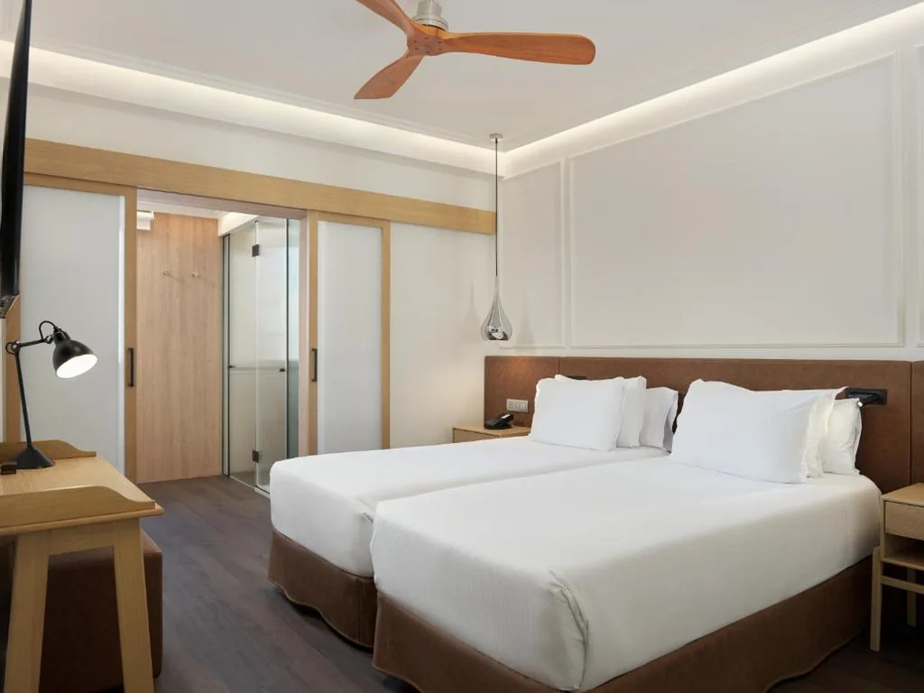Habitación Clásica — H10 Universitat
