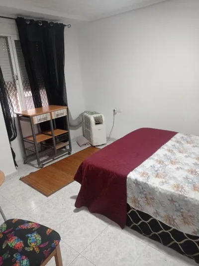 Habitación 1 en piso Compartido Familiar-Valencia — foto 8