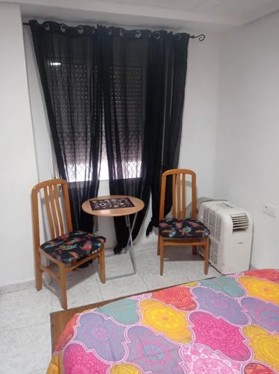 Habitación 1 en piso Compartido Familiar-Valencia — foto 9