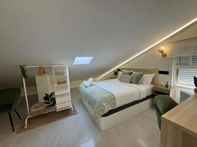 Habitación Buhardilla con Baño Privado y Acceso Autónomo , ideal para Descansar — photo 2