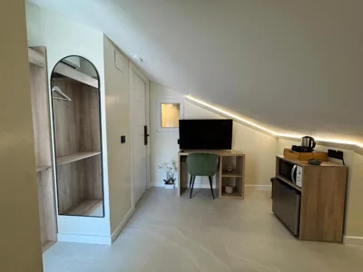 Habitación Buhardilla con Baño Privado y Acceso Autónomo , ideal para Descansar — photo 4