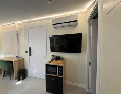 Habitación Buhardilla con Baño Privado y Acceso Autónomo , ideal para Descansar — photo 5