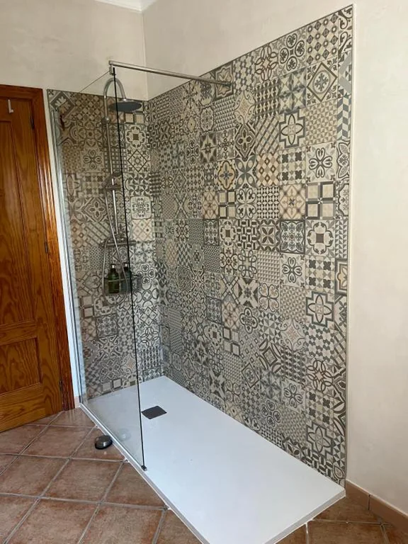 Camera matrimoniale con bagno privato — Habitación con baño Malva Piscina SOLO ADULTOS-EN CASA PRIVADA