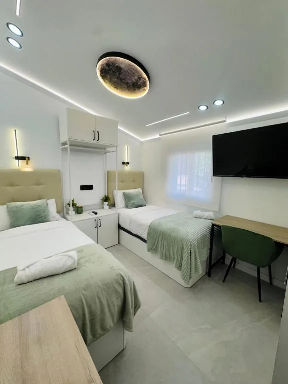 Camera matrimoniale con bagno privato - 1 o 2 letti — habitacion con Baño privado , acceso Autónomo, ideal para descansar