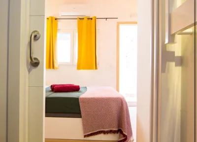 Habitación con baño privado plus 10 — foto 8