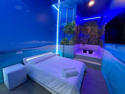 Habitacion con jacuzzi y baño privado — foto 5