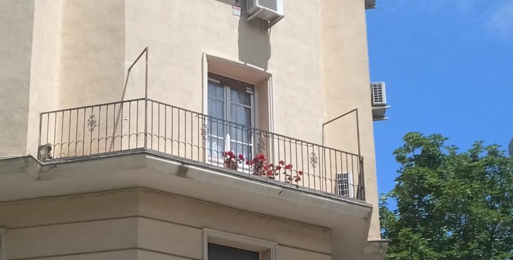 Habitación doble con gran balcón