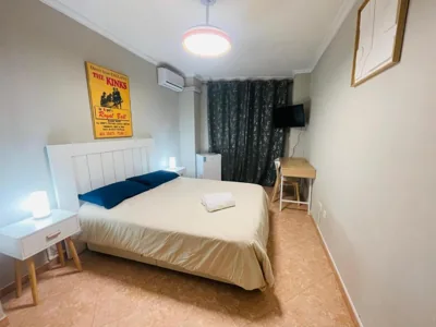 Habitación en Alicante 5 Agost — Foto 2