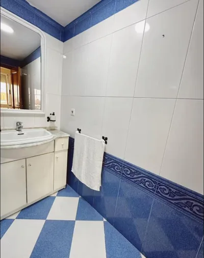 Habitación en Alicante 5 Agost — Foto 7