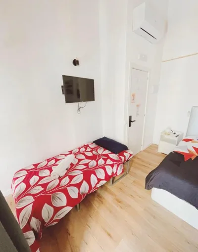 Habitación en Alicante plus 6 — foto 9