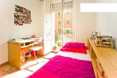 Habitación en casa compartida — photo 11